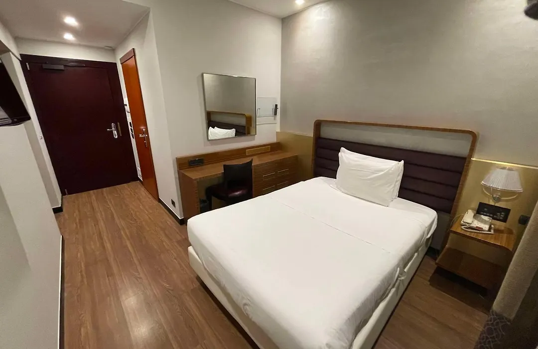 Sure Hotel By Best Western Turin City Centre-1
